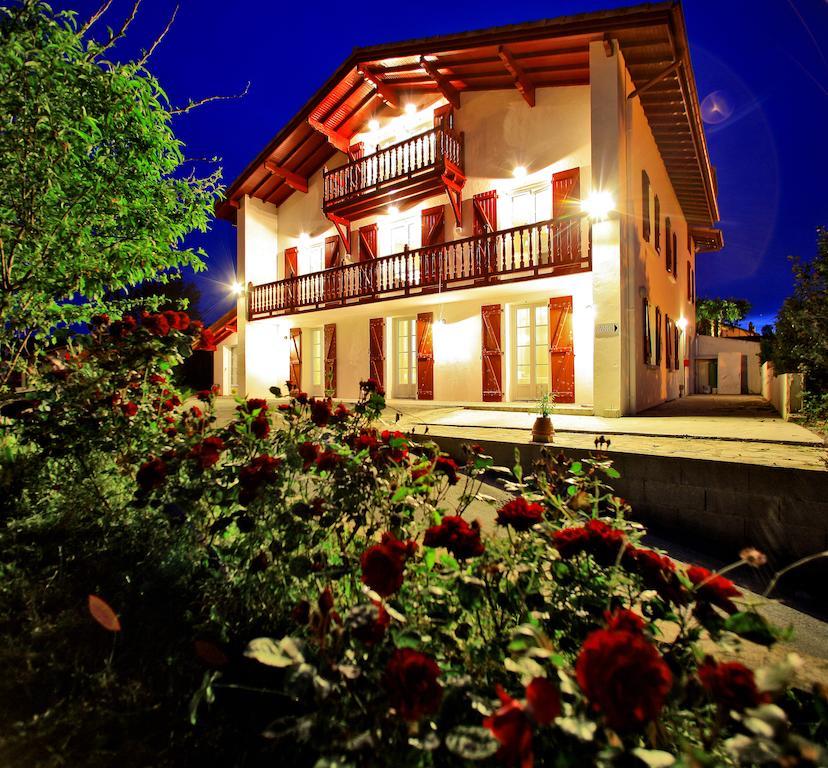 Hotel Agian Itxassou Buitenkant foto