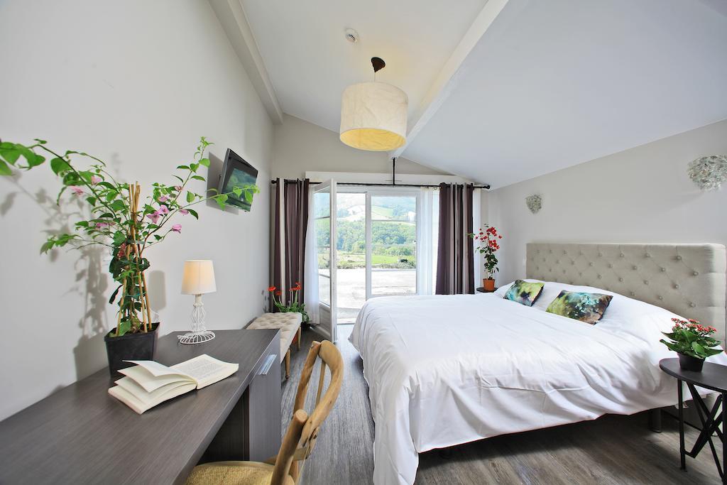 Hotel Agian Itxassou Kamer foto
