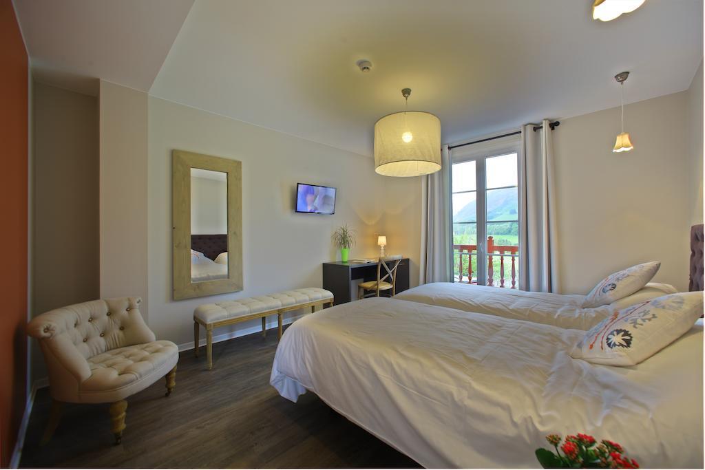 Hotel Agian Itxassou Buitenkant foto